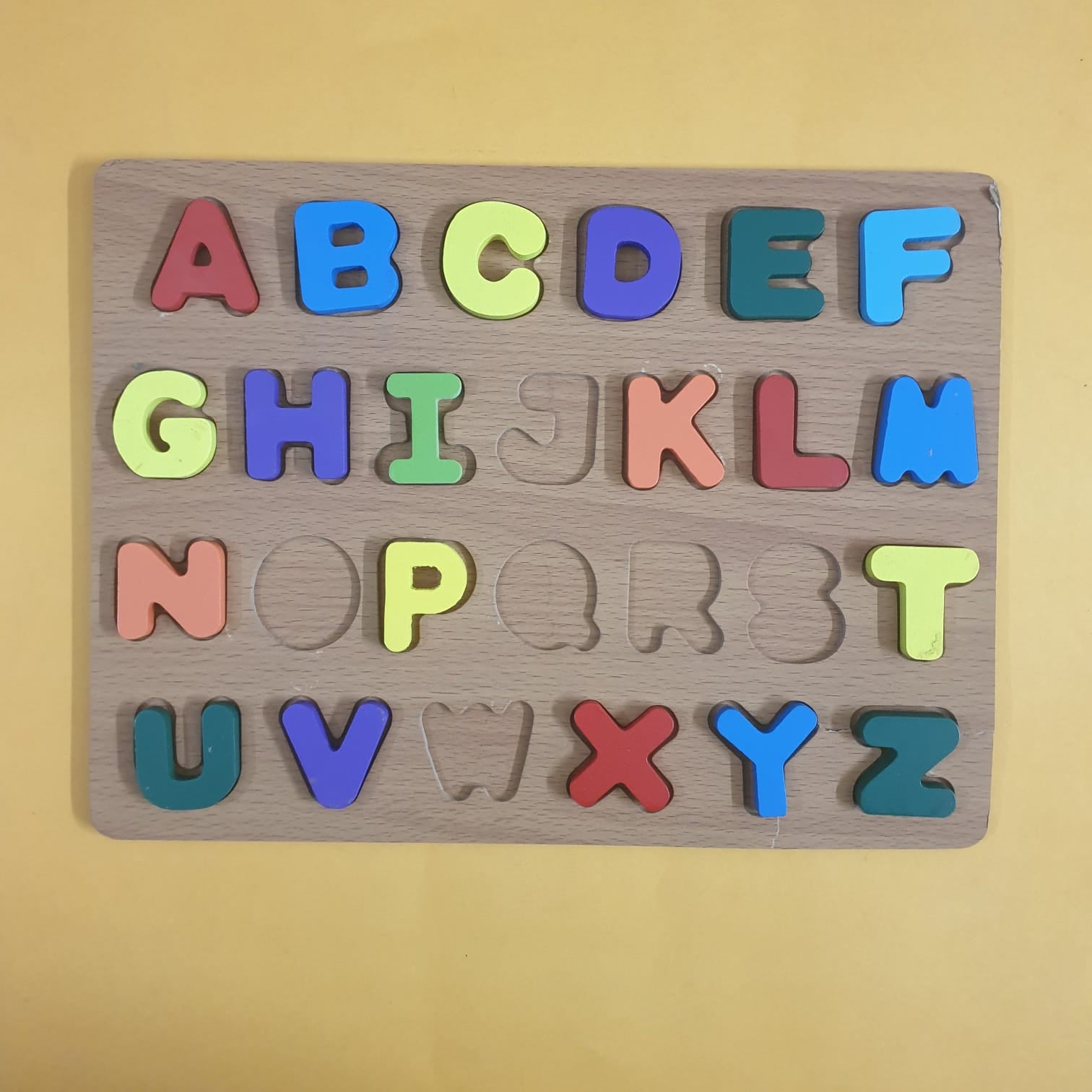 (D&R) Capital Alphabets Board (Words Missing & Board Damage)