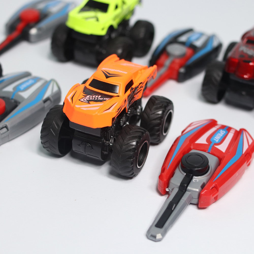 Hot Wheels Pack Of 4 Diecast Jeeps With Key launcher